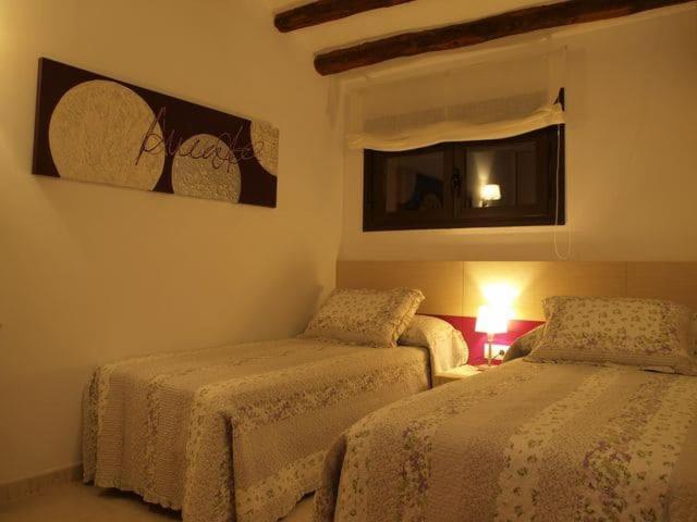 Apartamentos Berdiel Casbas de Huesca Exterior foto